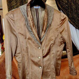 i7   Vintage boho funky Tuzzi w/embroidery, frilly collar/lapel great travel jkt